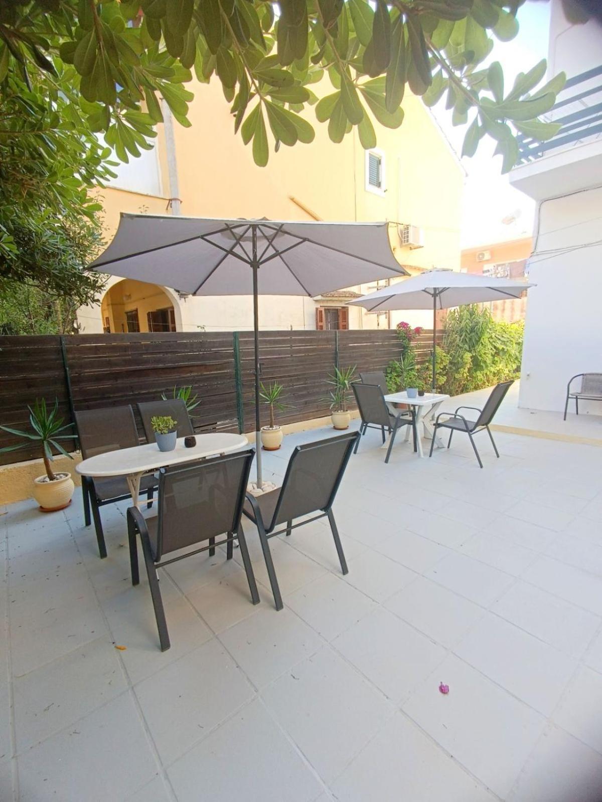 Chris Apartments Corfu Corfu  Exteriör bild